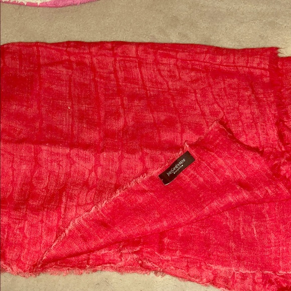 Ysl scarf - Picture 1 of 6